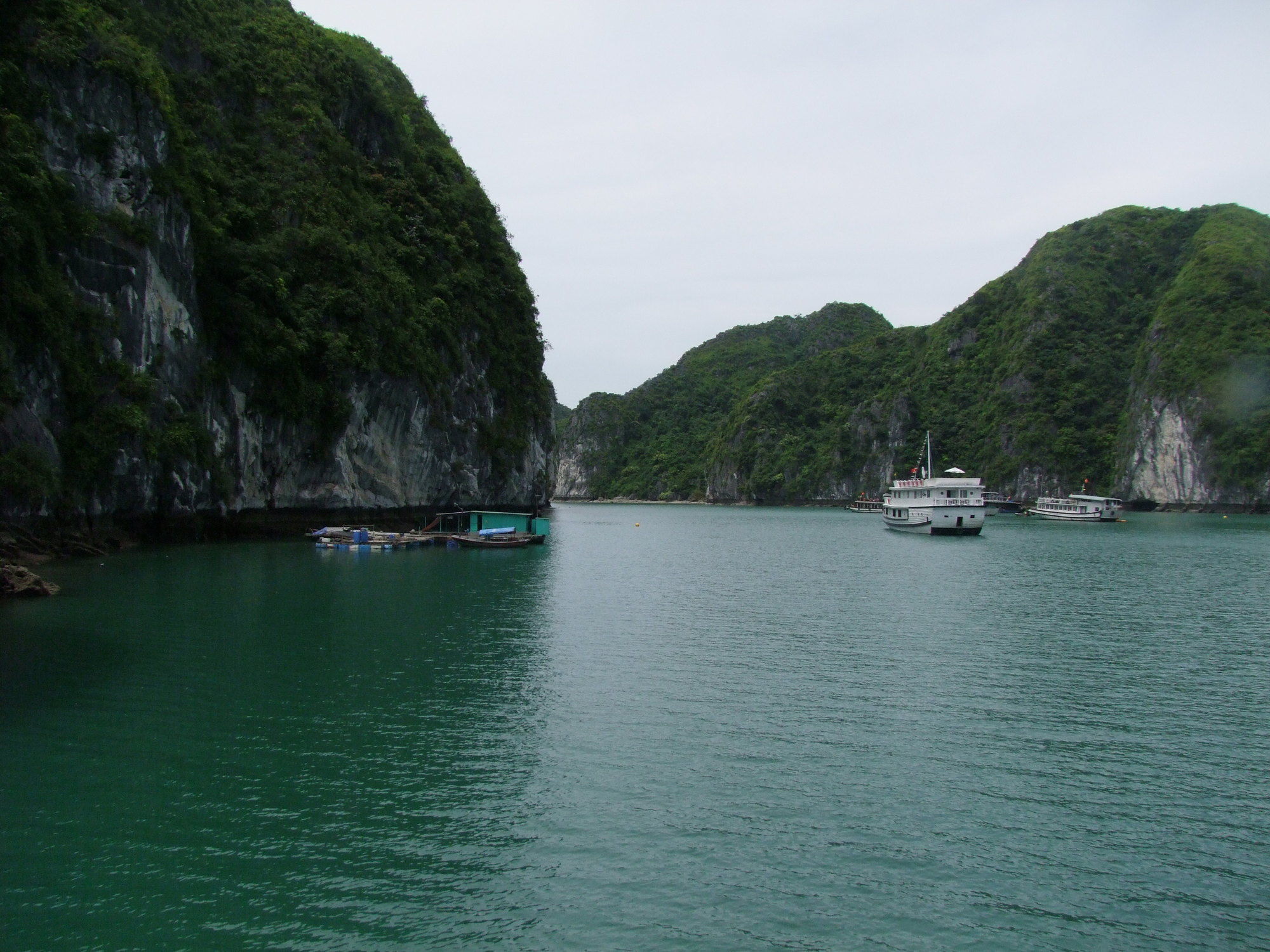Gieng Ngoc Sea Moutain View Cat Ba Hotel Dong Khe Sau Bagian luar foto